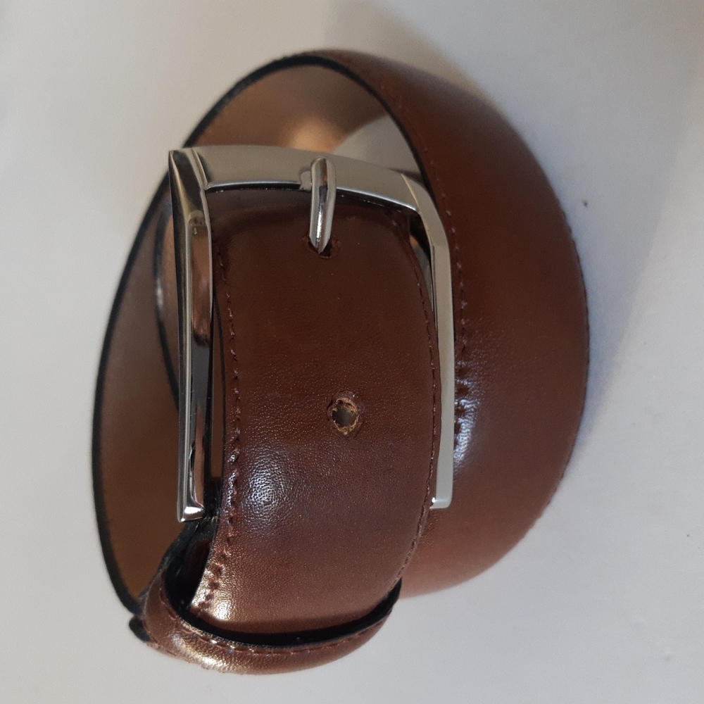 🇨🇦***Genuine Leather Brown Belt / Made in Canada